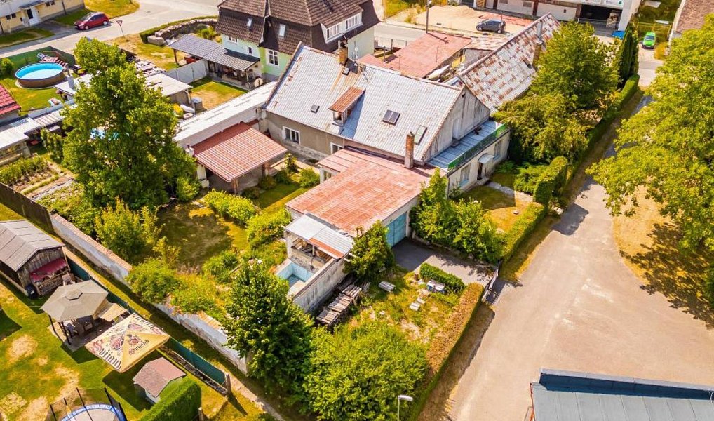 Prodej domu 160 m² s pozemkem 931 m², Slavonice – náhled fotky 2