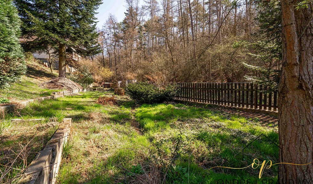 Prodej stavebního pozemku 1 571 m², Hlásná Třebaň – náhled fotky 7