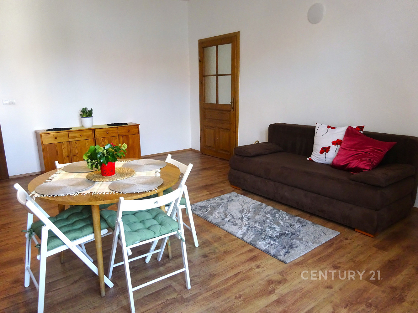 Pronájem bytu 2+kk 65 m²