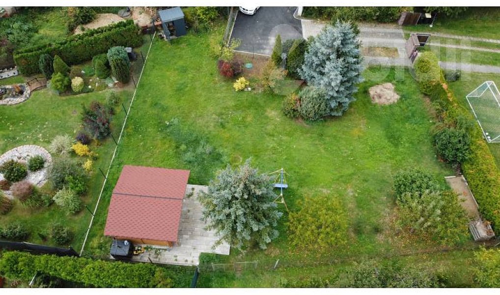 Pronájem stavebního pozemku 650 m², Chrást – náhled fotky 3