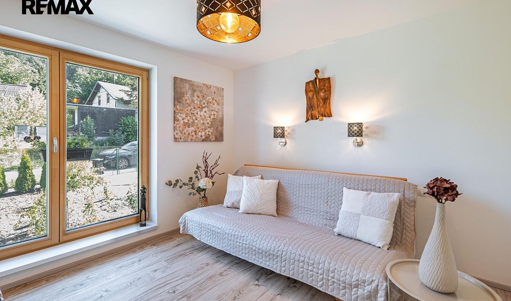 Prodej domu 162 m² s pozemkem 1 947 m², Zvánovice – náhled fotky 7