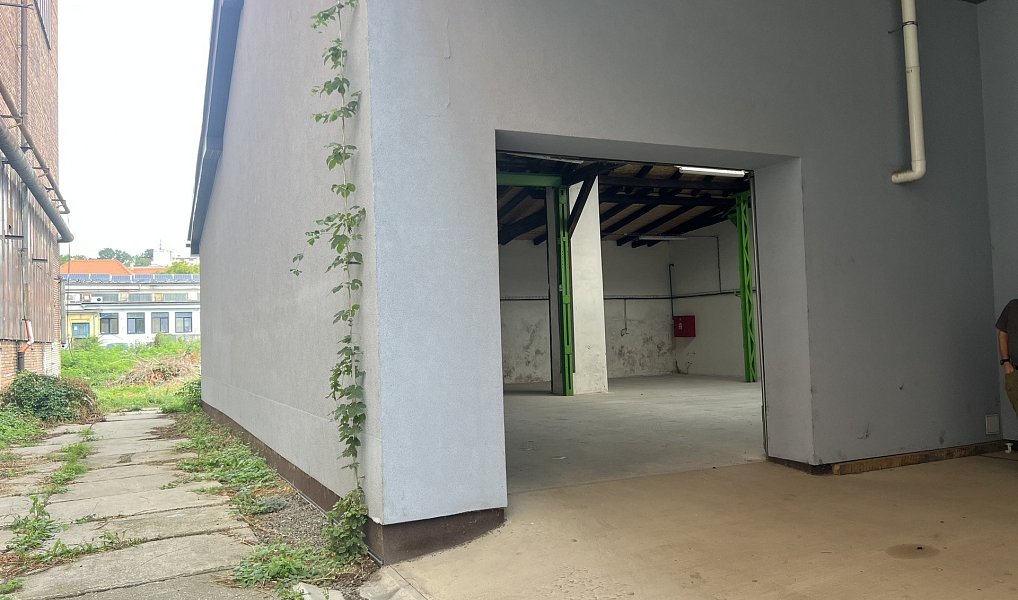 Pronájem skladovacích prostor 180 m², Brno – náhled fotky 3