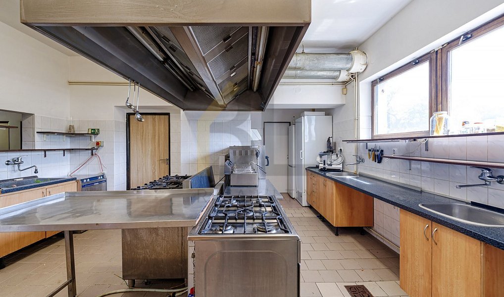 Prodej restaurace 299 m², Hodonín – náhled fotky 14