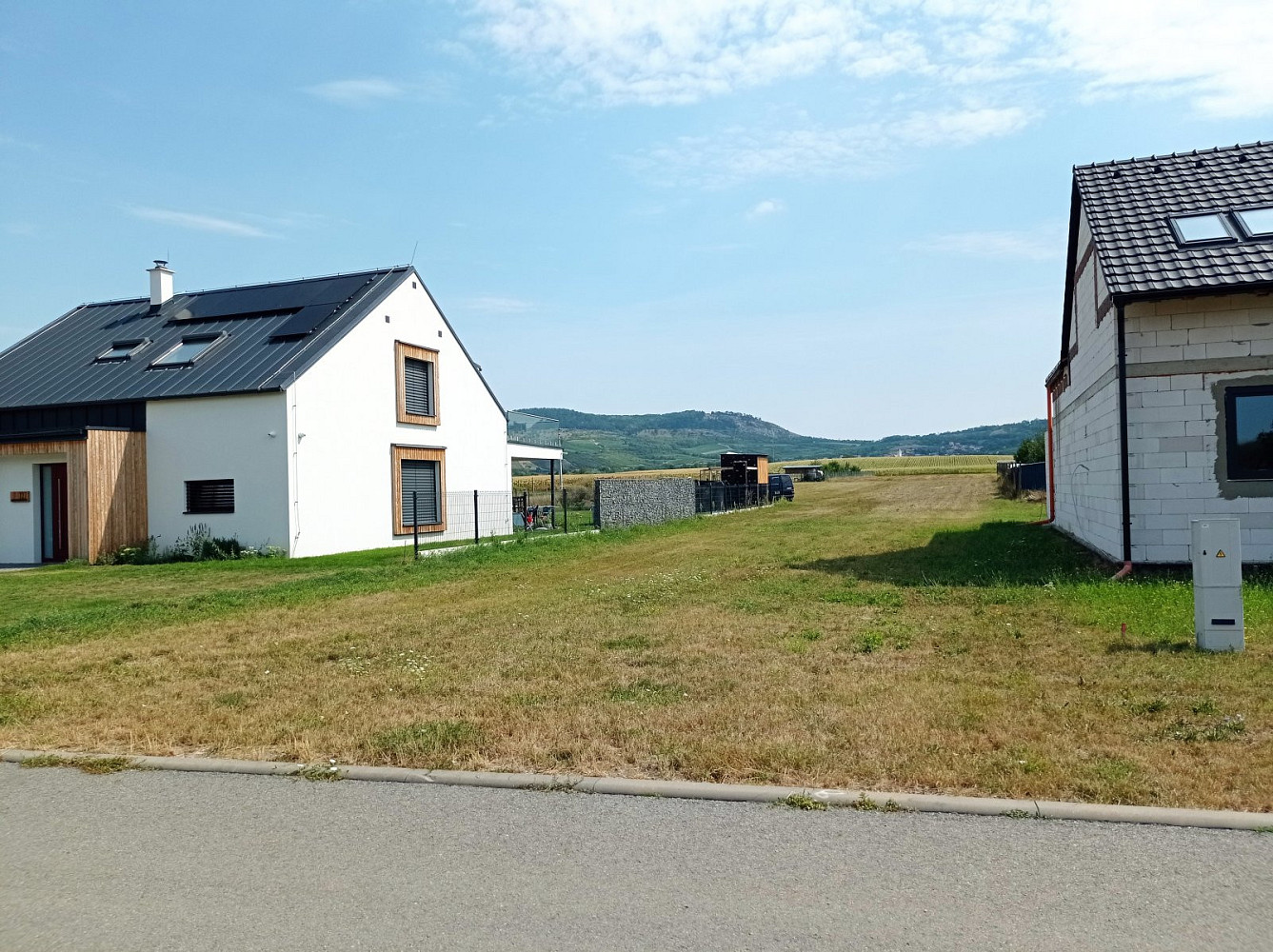 Prodej stavebního pozemku 1 600 m²