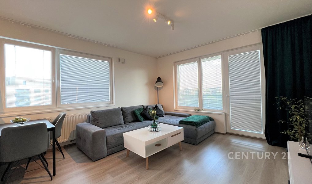 Pronájem bytu 2+kk 56 m², Praha – náhled fotky 7