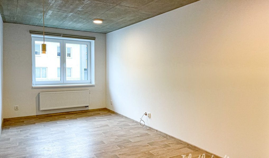 Pronájem bytu 1+kk 33 m², Brno – náhled fotky 9