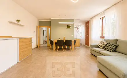 Pronájem bytu 3+kk 100 m²