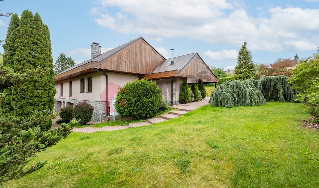 Prodej domu 386 m² s pozemkem 2 480 m², Hvězdonice – náhled fotky 23