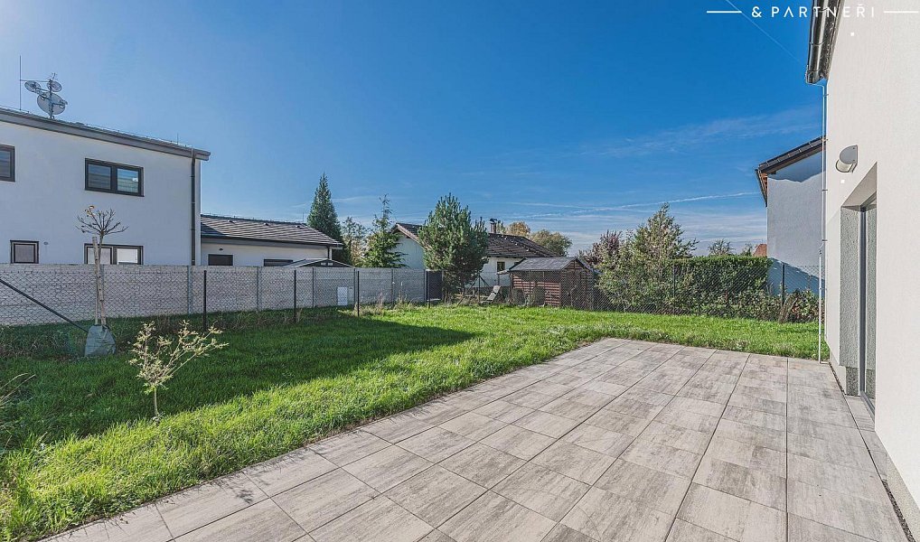 Prodej domu 150 m² s pozemkem 213 m², Dříteč – náhled fotky 28