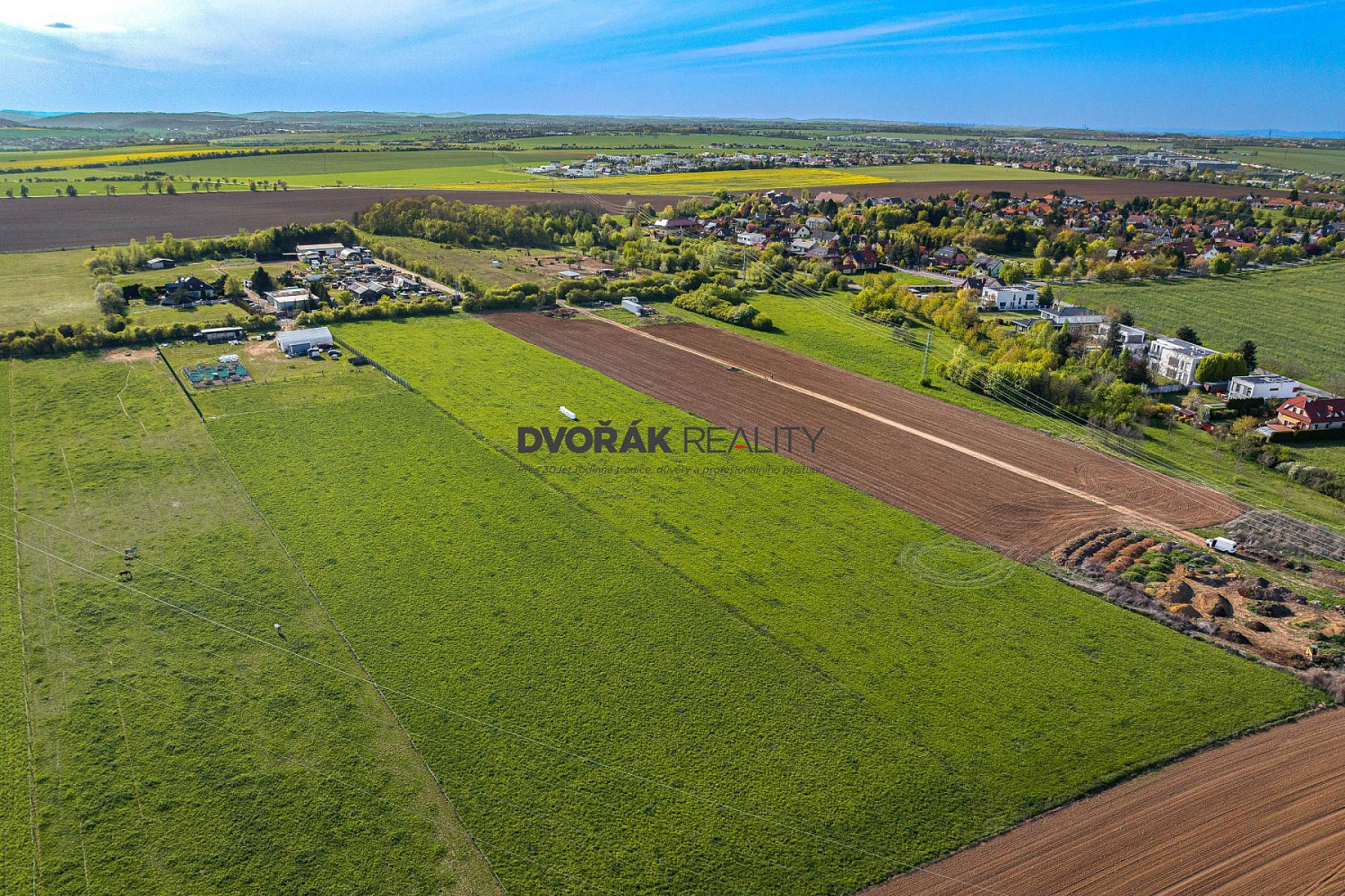 Prodej komerčního pozemku 15 585 m²