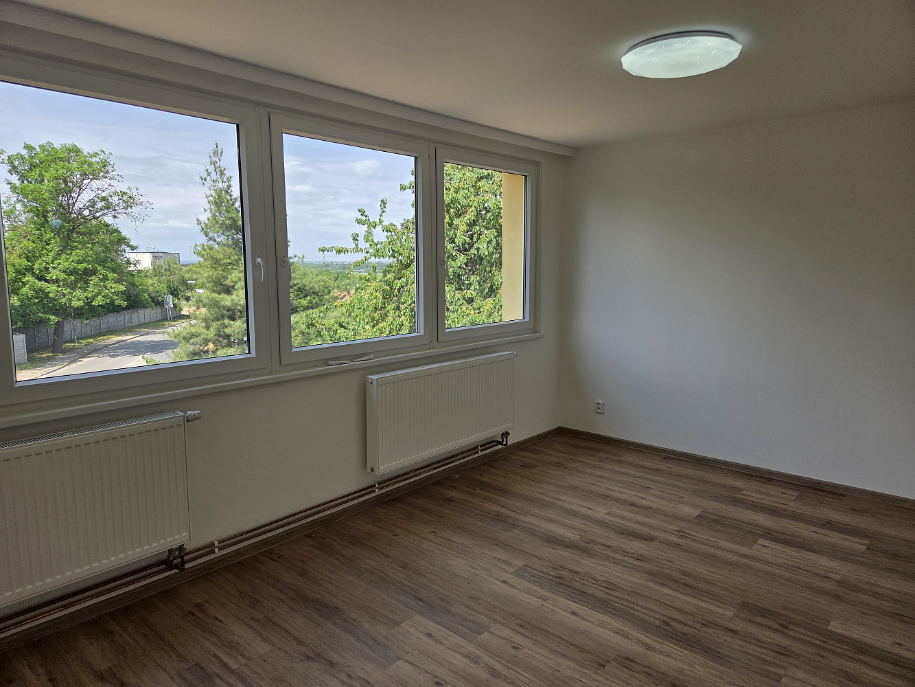 Pronájem domu 105 m² s pozemkem 1 002 m² — photo 3