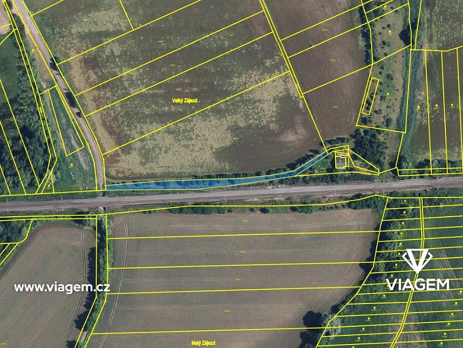Prodej pole 1 743 m² – fotografie 3