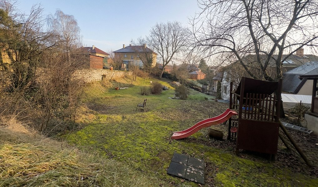 Prodej stavebního pozemku 737 m², Praha – náhled fotky 13