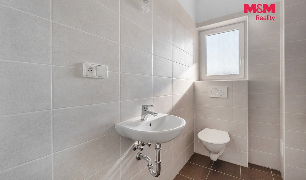 Prodej domu 76 m² s pozemkem 657 m², Dolní Beřkovice – náhled fotky 10