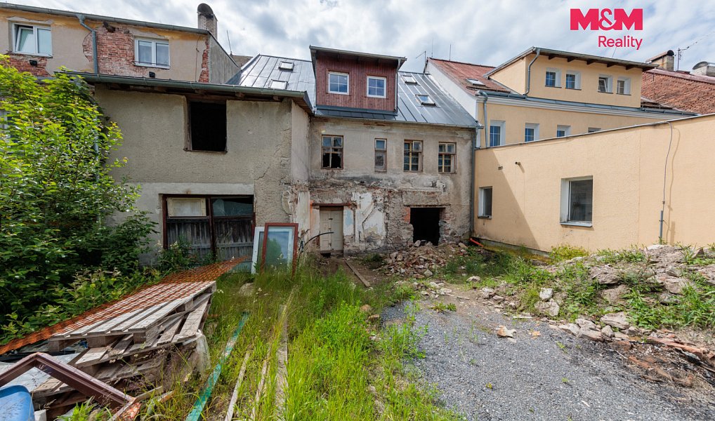 Prodej domu 348 m² s pozemkem 448 m², Krásno – náhled fotky 25