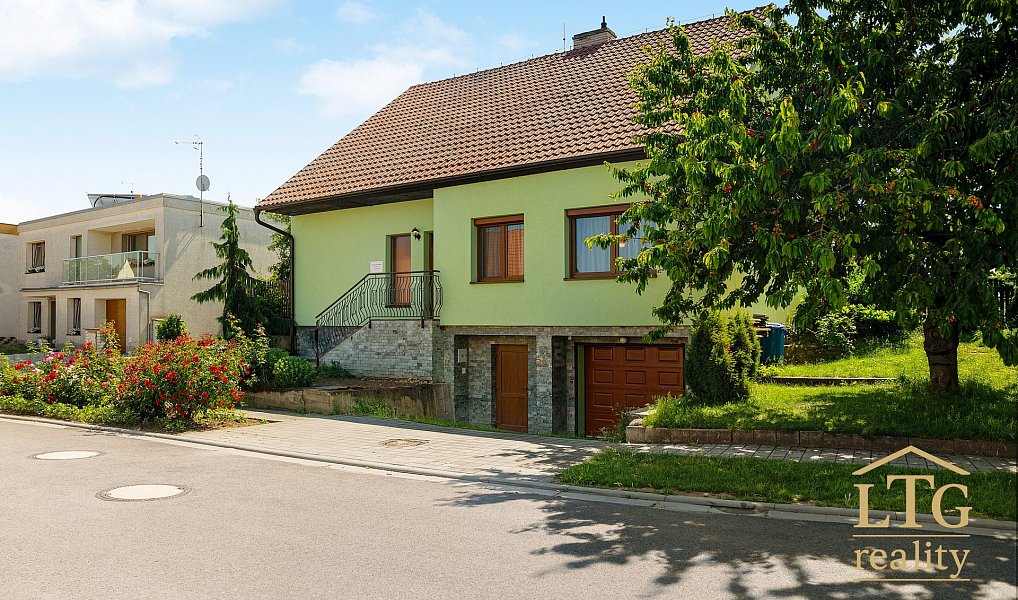 Prodej domu 237 m² s pozemkem 929 m², Prosiměřice – náhled fotky 2
