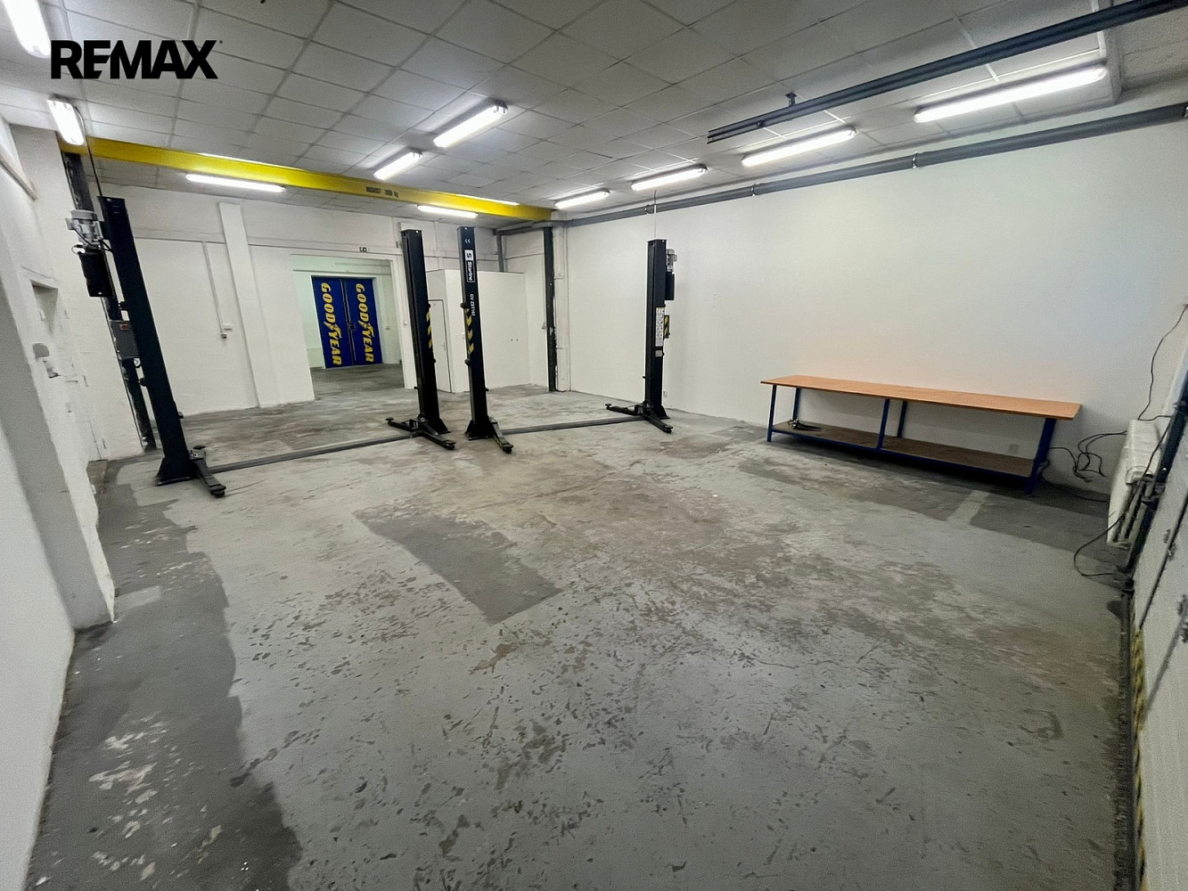 Pronájem výrobních prostor 140 m² – fotografie 2