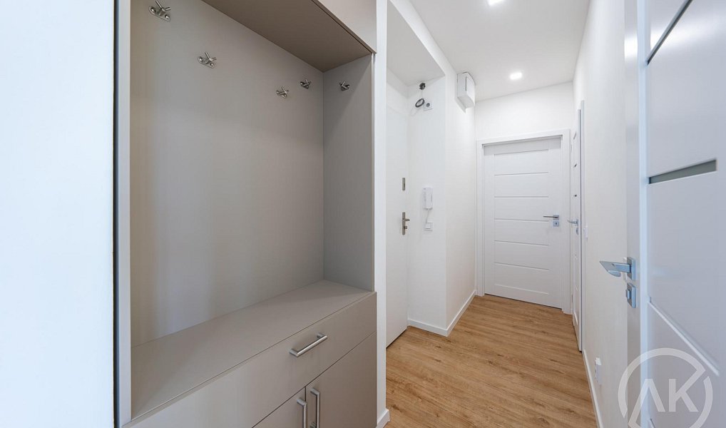 Pronájem bytu 2+1 57 m², Studénka – náhled fotky 9