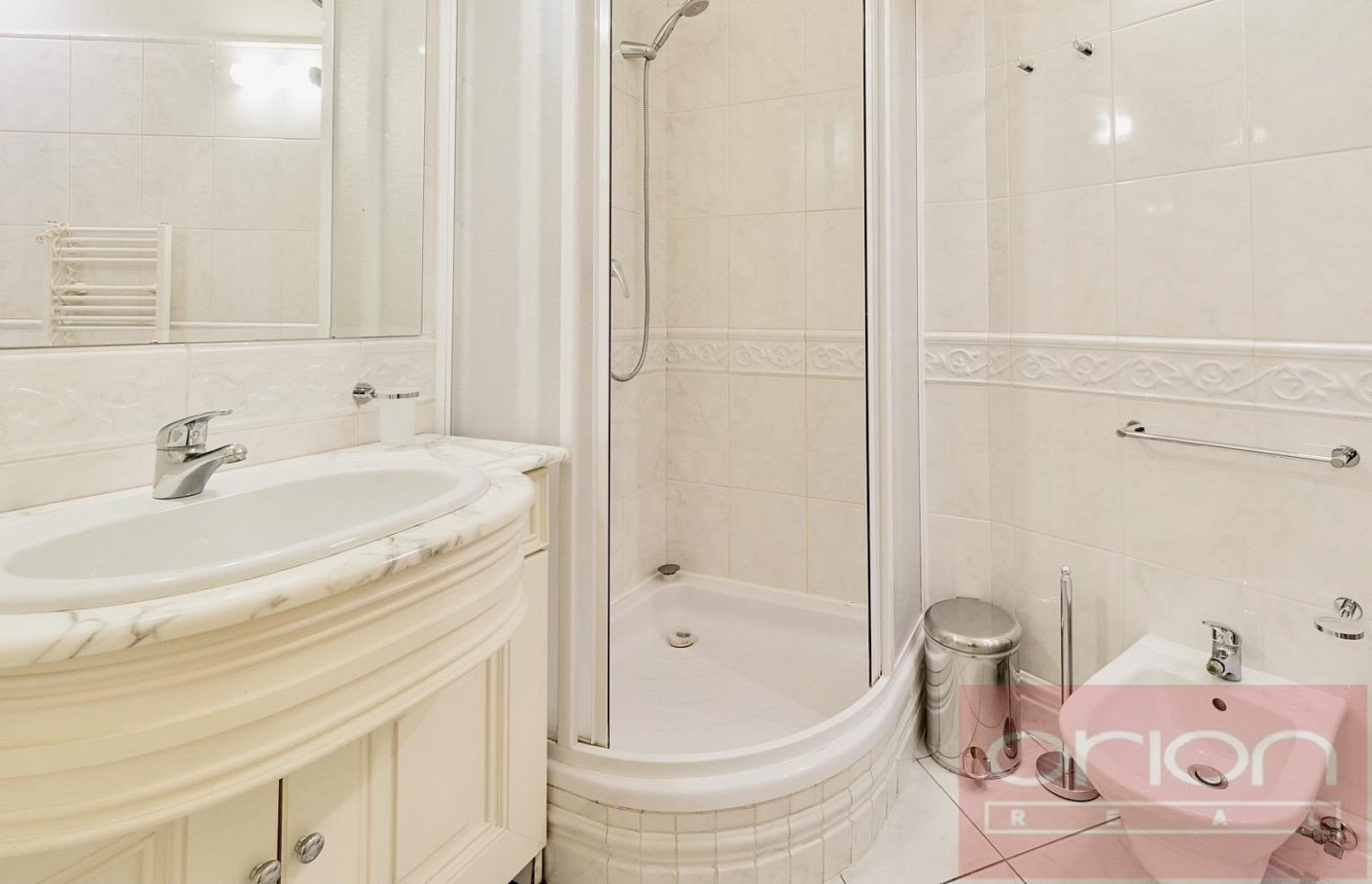 Pronájem bytu 4+kk 122 m² – fotografie 4