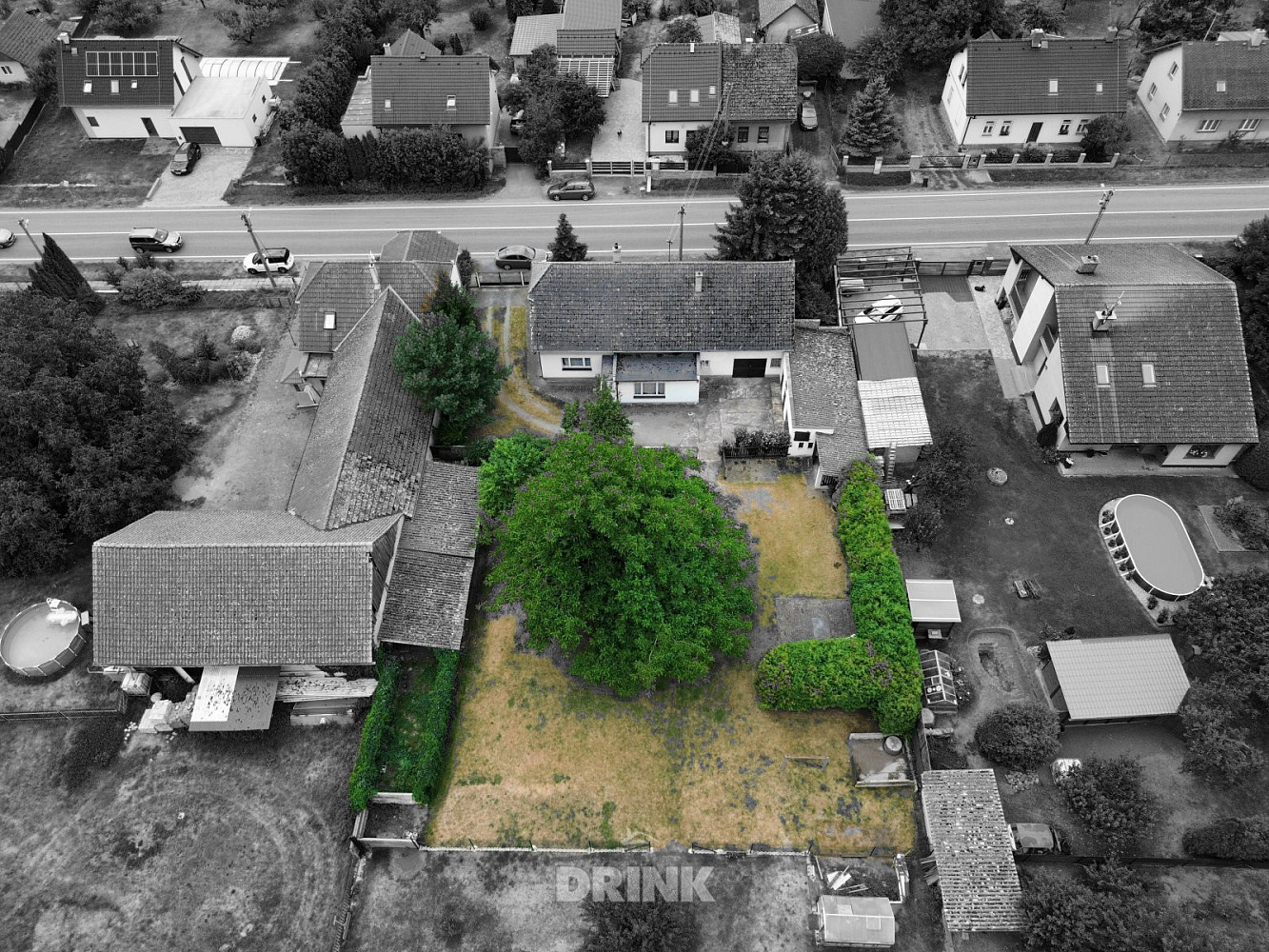 Prodej domu 250 m² s pozemkem 1 373 m² – fotografie 2