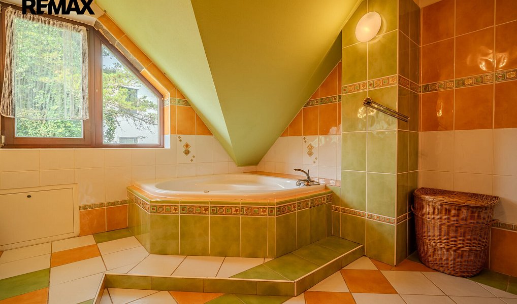 Prodej domu 220 m² s pozemkem 1 698 m², Šilheřovice – náhled fotky 14