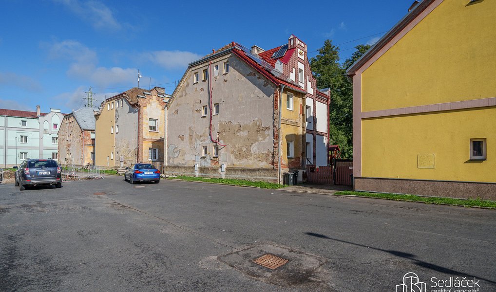 Prodej domu 260 m² s pozemkem 129 m², Svatava – náhled fotky 32