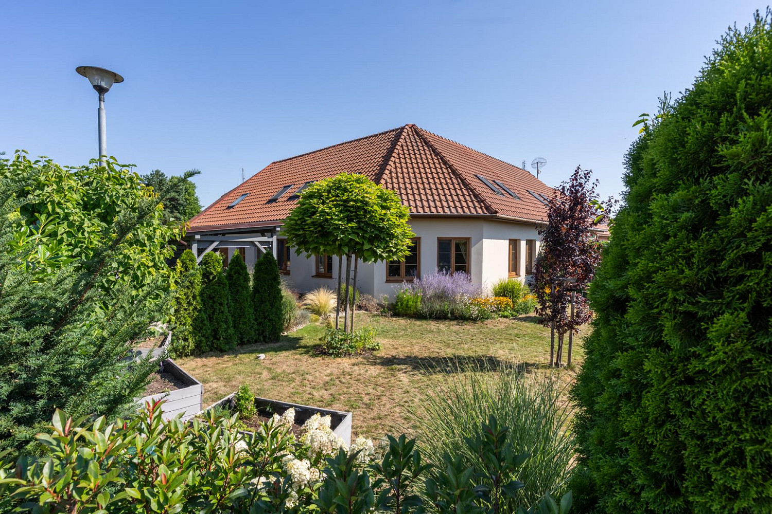 Prodej domu 220 m² s pozemkem 330 m²