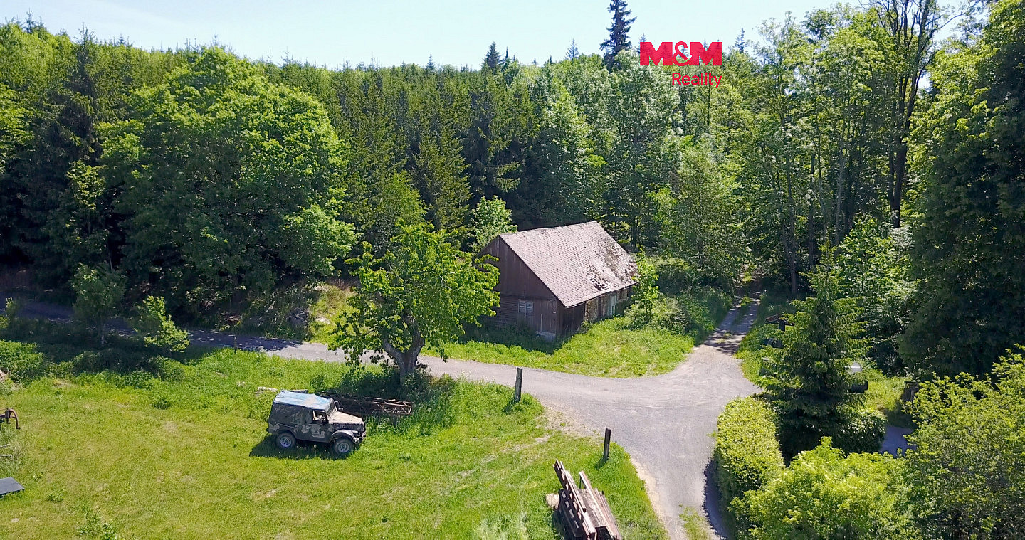 Prodej stavebního pozemku 853 m²