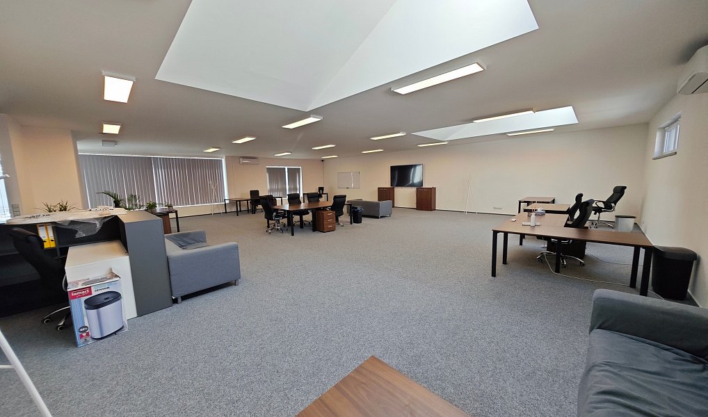 Pronájem kanceláře 198 m², Ostrava – náhled fotky 10