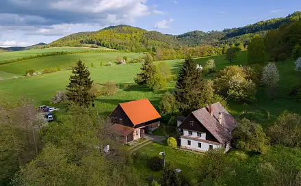 Prodej chaty/chalupy 185 m² s pozemkem 9 668 m², Dubá - Deštná, okres Česká Lípa