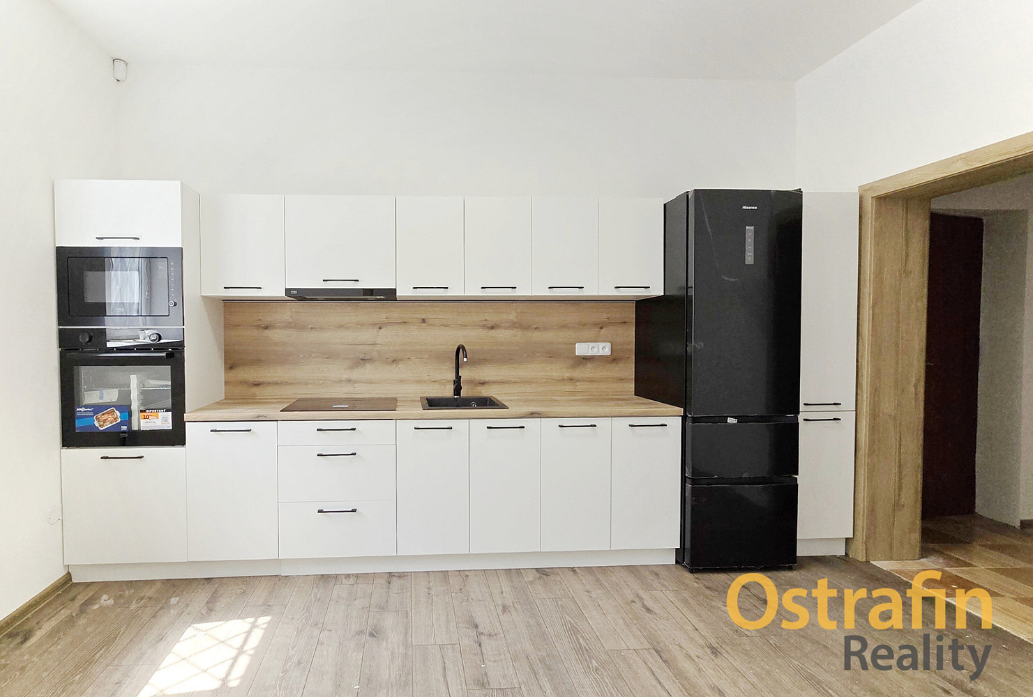 Pronájem bytu 2+1 90 m² – fotografie 2