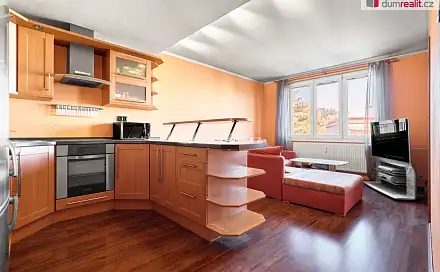 Prodej bytu 3+kk 67 m², Pod Nádražím, Nová Role, okres Karlovy Vary