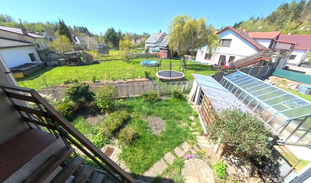 Prodej domu 215 m² s pozemkem 360 m², Rovensko pod Troskami – náhled fotky 5