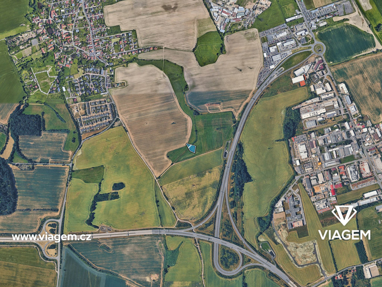 Prodej pole 1 255 m² – fotografie 3