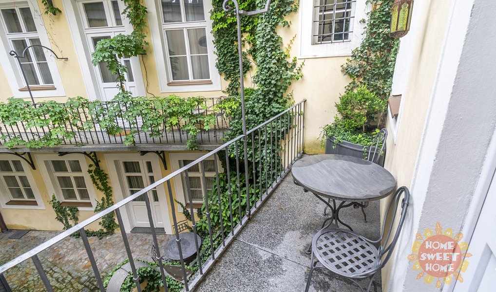 Pronájem bytu 4+1 187 m², Praha – náhled fotky 21