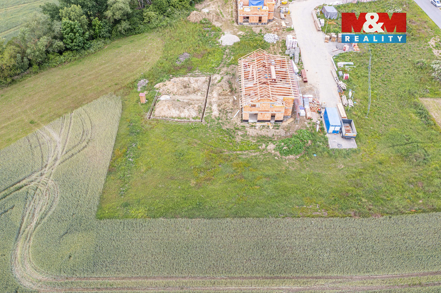 Prodej stavebního pozemku 1 015 m² – fotografie 5