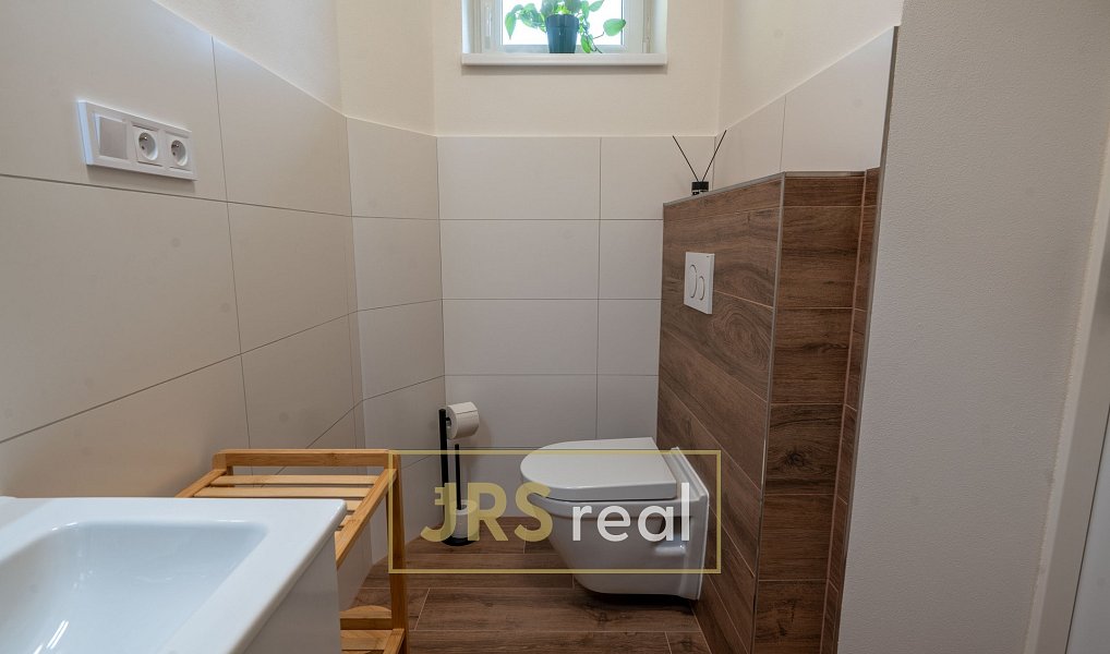 Pronájem bytu 1+kk 23 m², Uherský Ostroh – náhled fotky 5