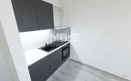 Pronájem bytu 1+kk 31 m²