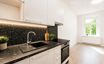 Prodej bytu 1+kk 26 m², V zahradách, Praha 8 - Libeň