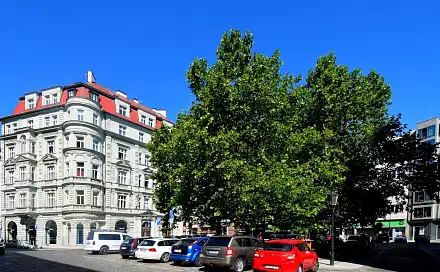 Pronájem bytu 1+1 37 m²