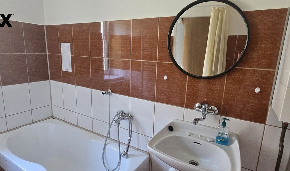 Prodej bytu 2+1 60 m², Louny – náhled fotky 12