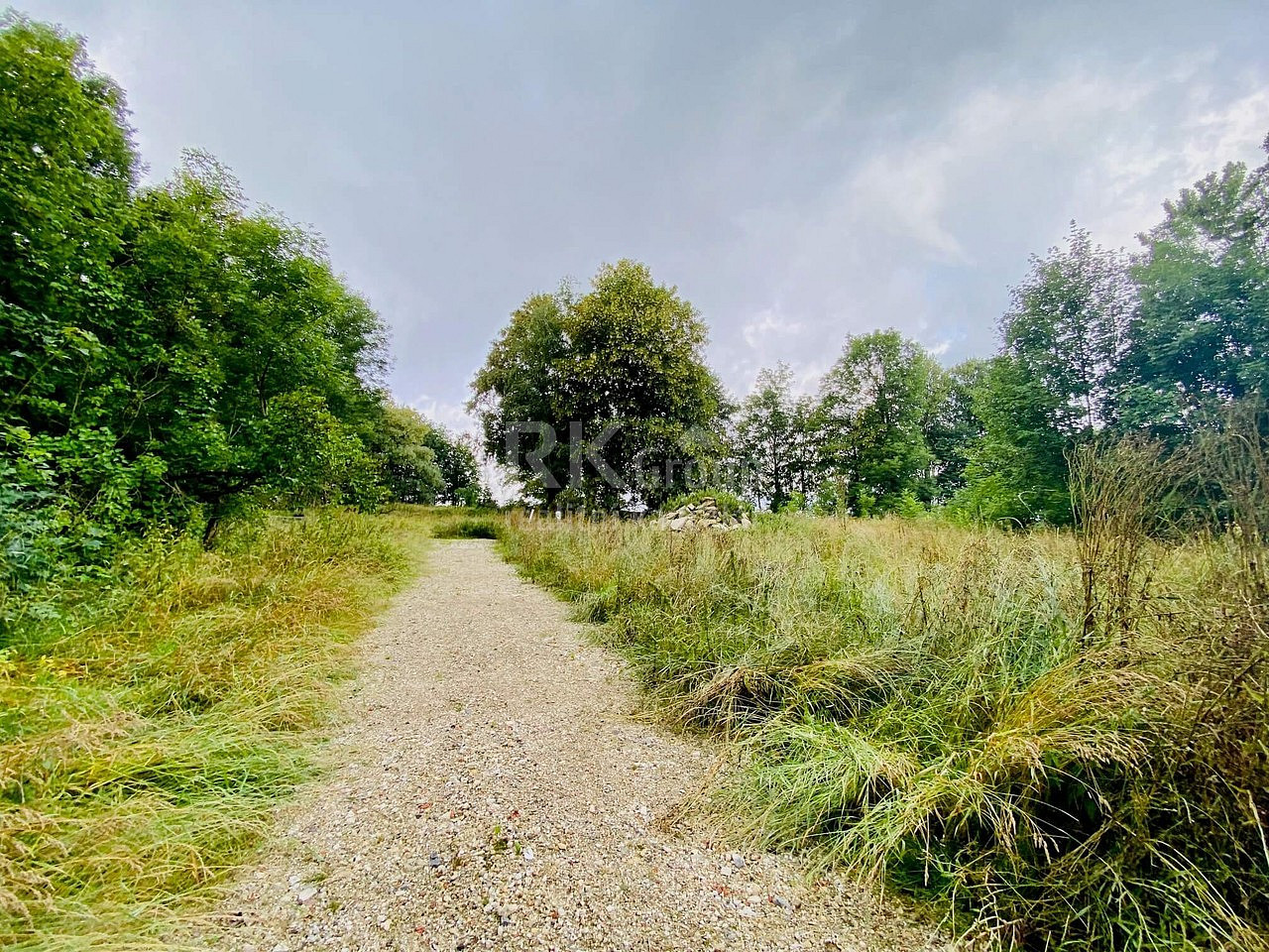 Prodej stavebního pozemku 2 552 m² – fotografie 2