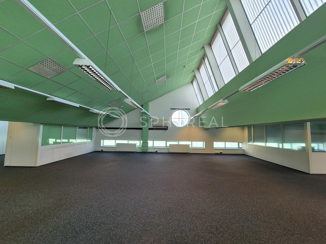 Pronájem kanceláře 1 000 m² — photo 3