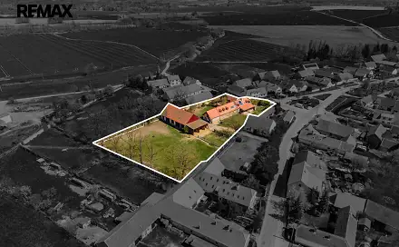 Prodej domu 372 m² s pozemkem 5 995 m², Buzice, okres Strakonice