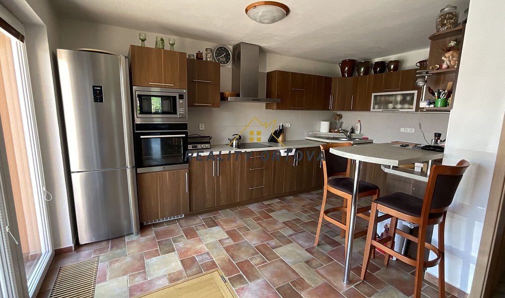 Prodej domu 166 m² s pozemkem 2 688 m², Třebnouševes – náhled fotky 3