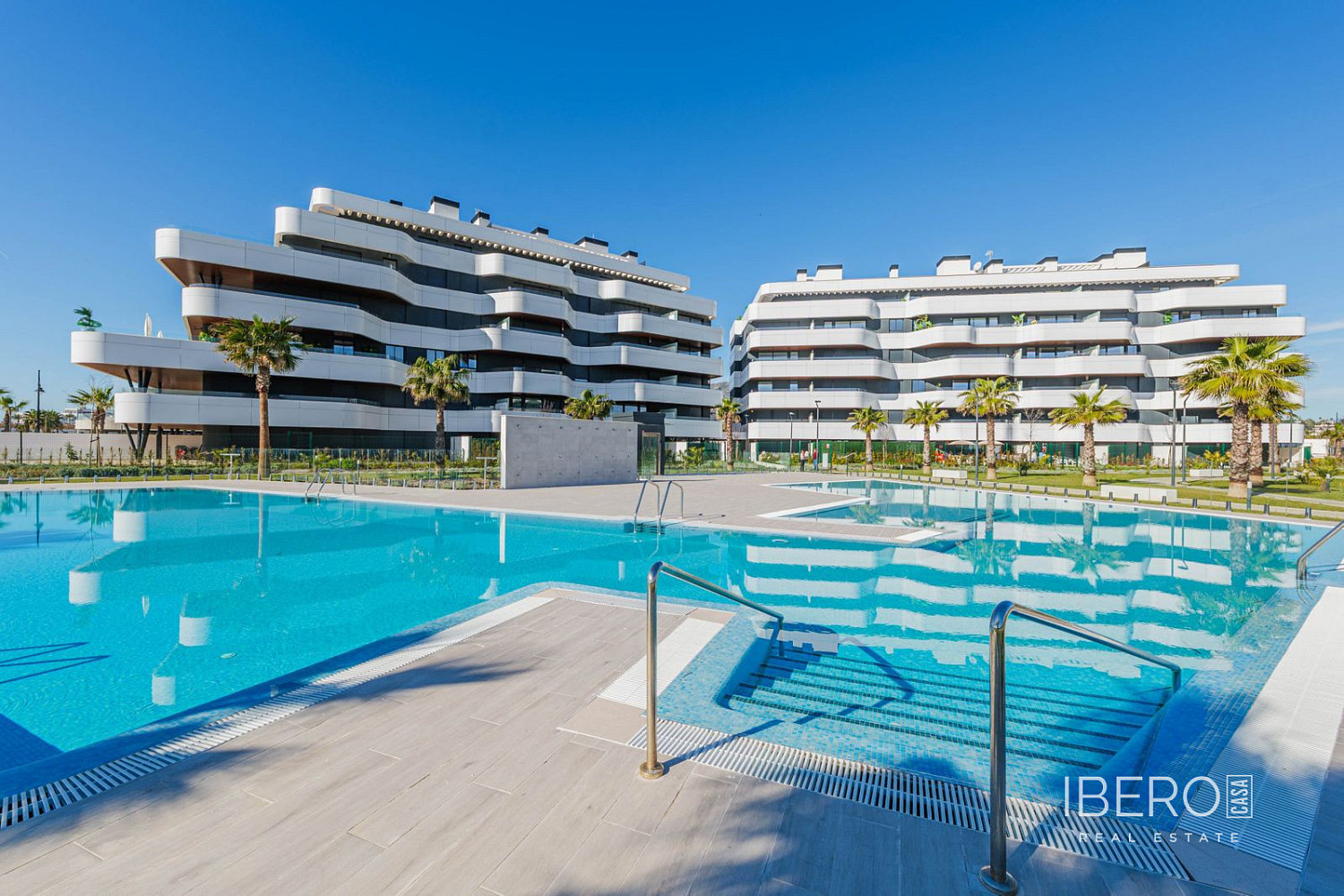 Prodej bytu 4+kk 148 m² — photo 2