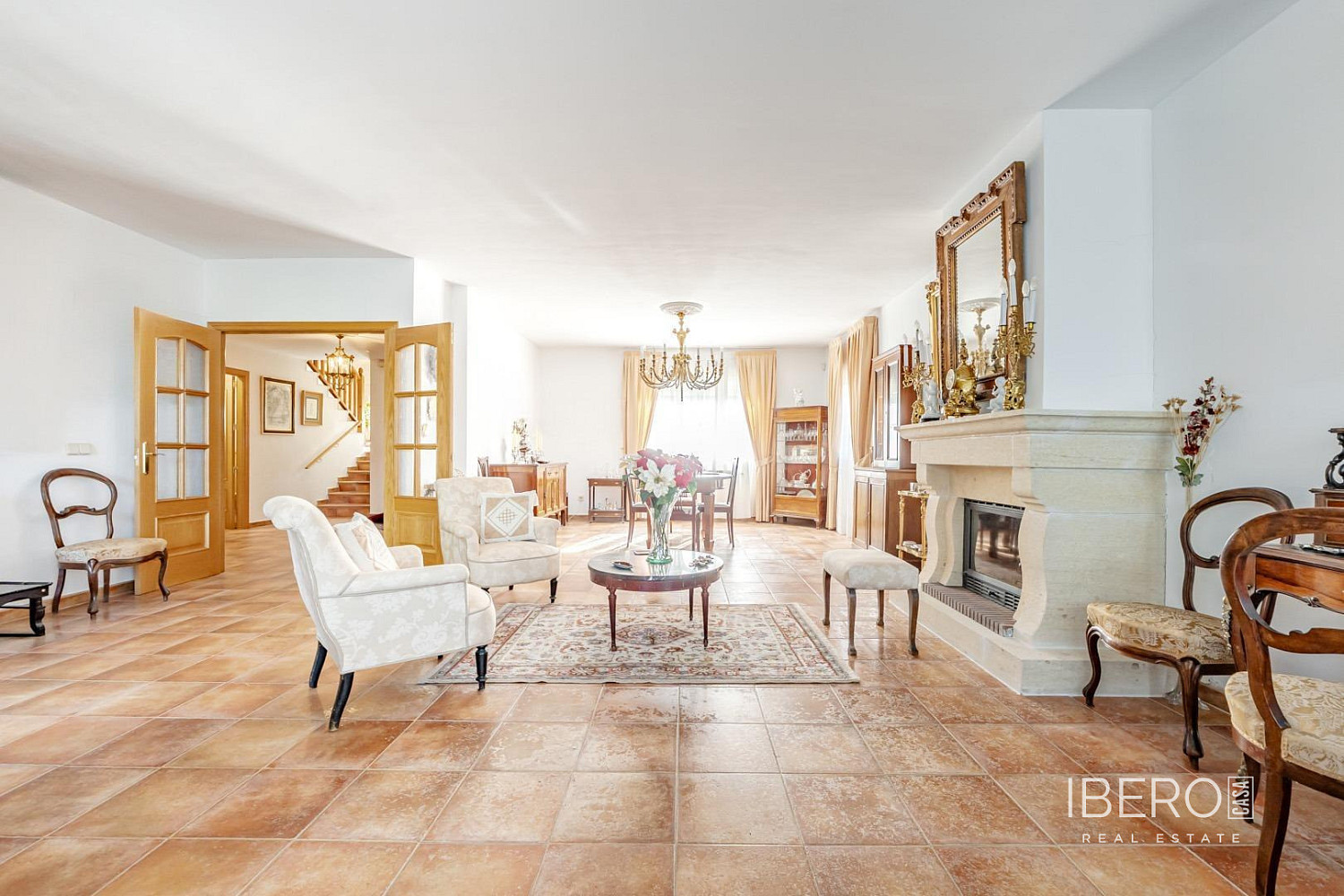 Prodej domu 305 m² s pozemkem 305 m² — photo 2