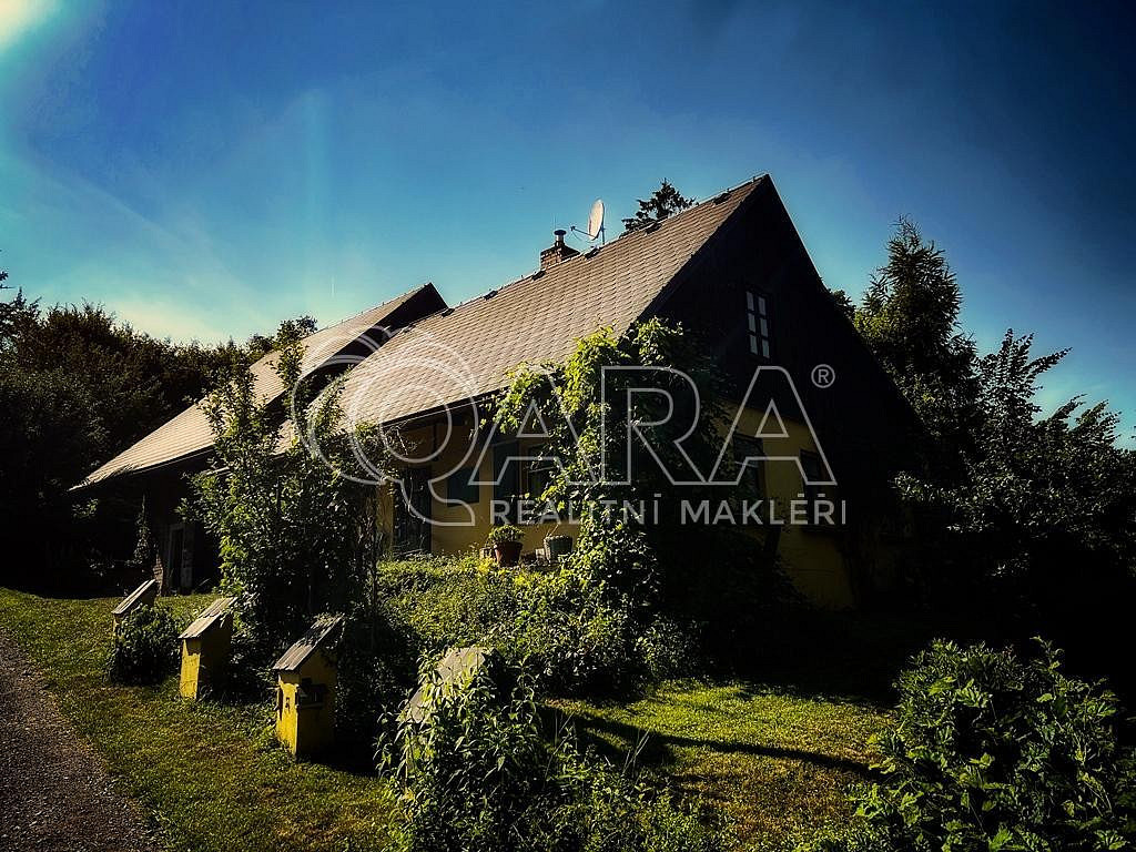 Prodej domu 100 m² s pozemkem 2 876 m²