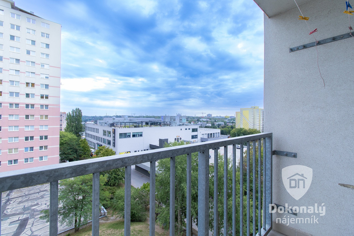Pronájem bytu 3+kk 65 m² – fotografie 3