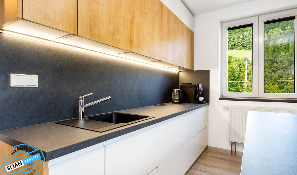 Prodej domu 150 m² s pozemkem 1 306 m², Holčovice – náhled fotky 5